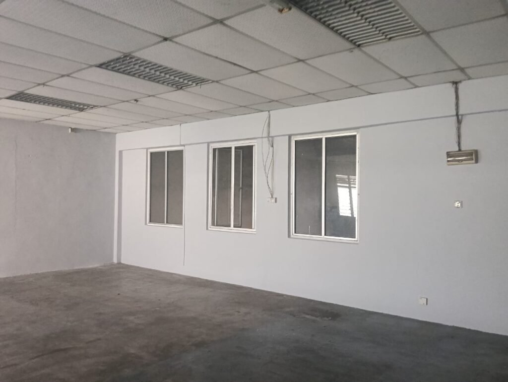 1.5-Storey Semi-Detached Factory for Rent