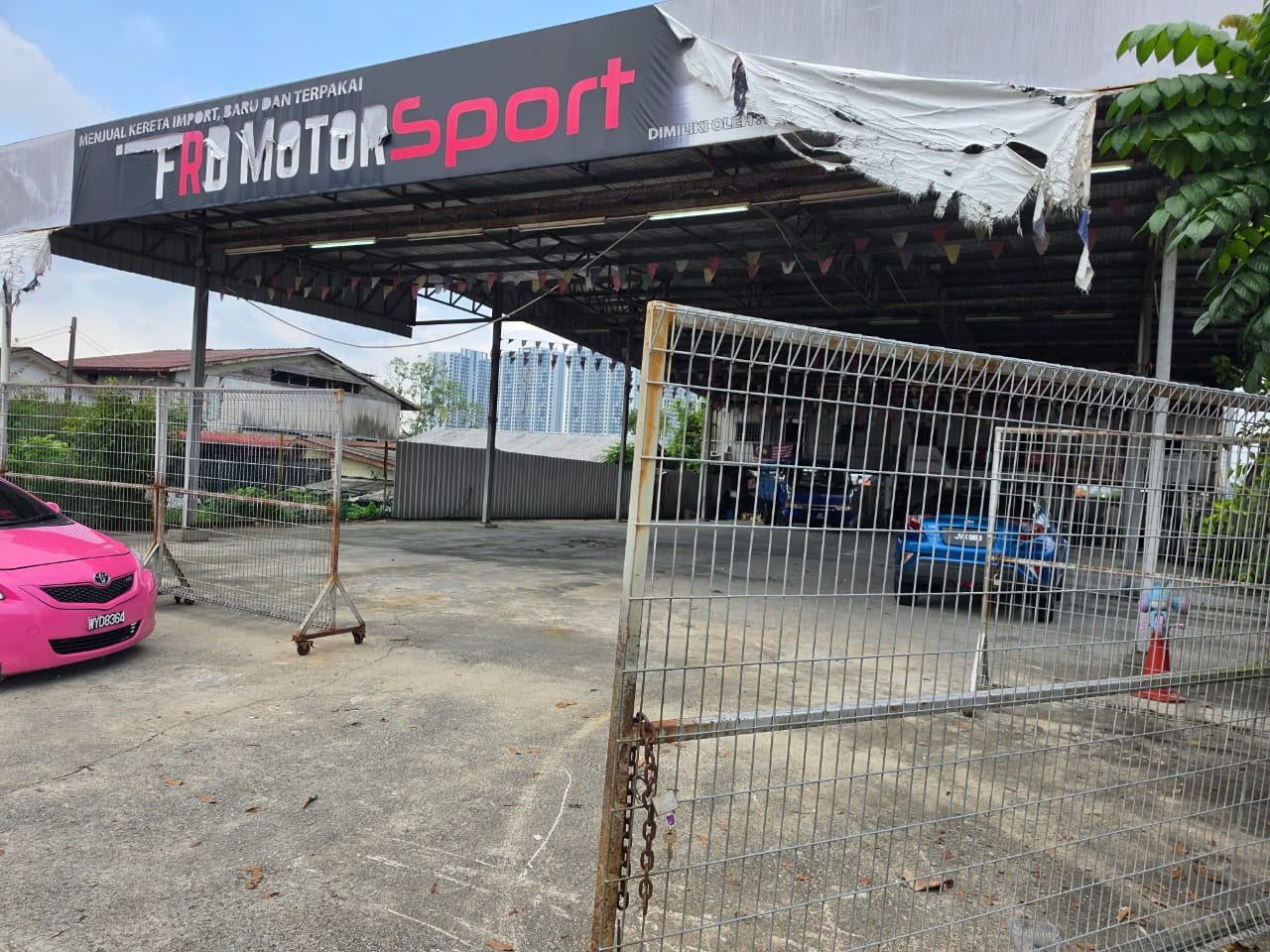 Prime Automotive Commercial Space for Rent property photo 2