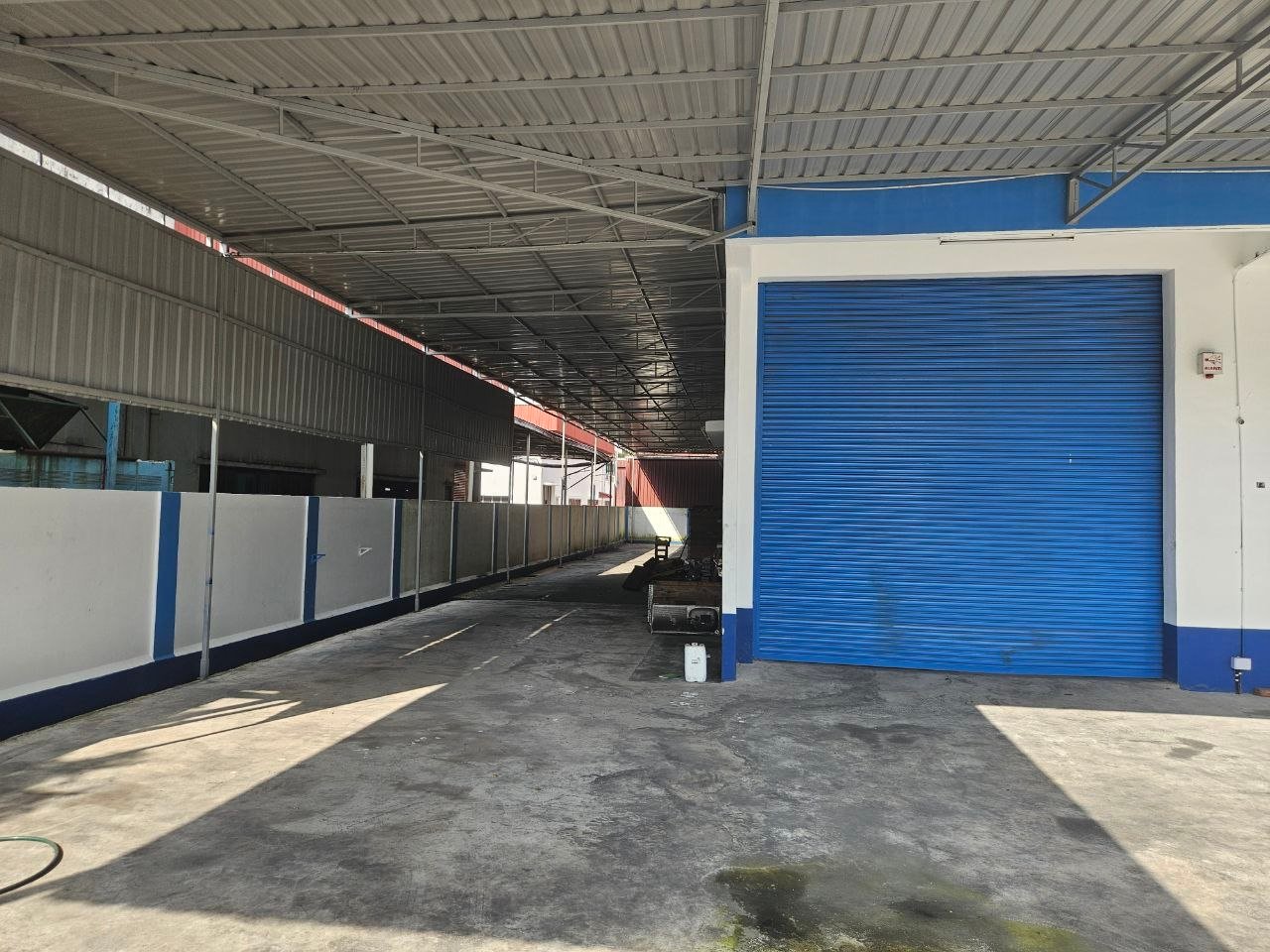 1.5-Storey Semi-Detached Factory for Rent property photo 3