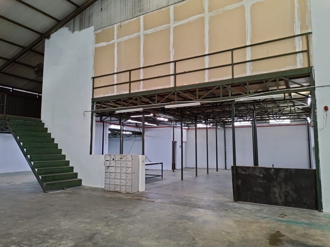 Semi-Detached Factory for Rent property photo 3