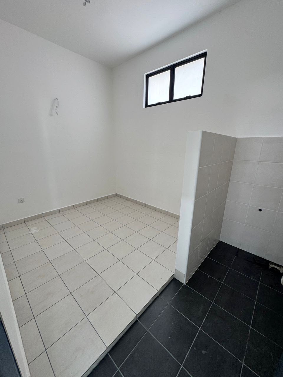 Brand-New Semi-Detached Corner Factory for Rent property photo 3