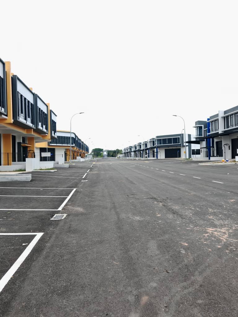Brand-New 1.5-Storey Terrace Factory for Rent property photo 3