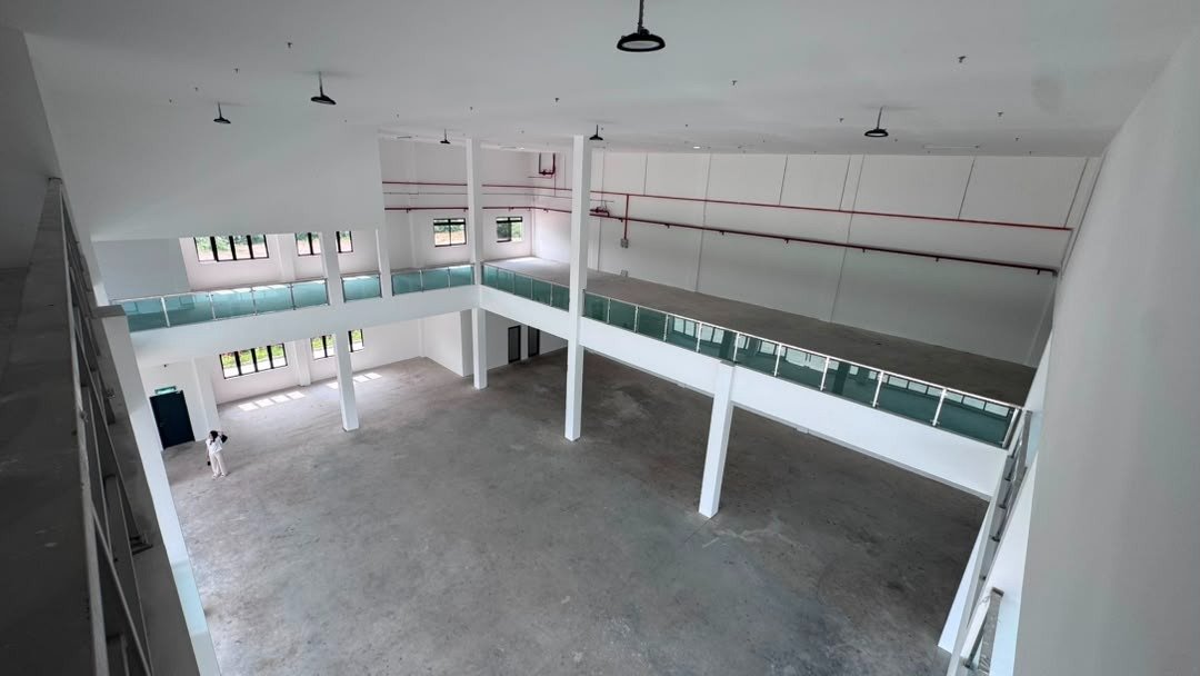 Detached Factory for Rent property photo 4