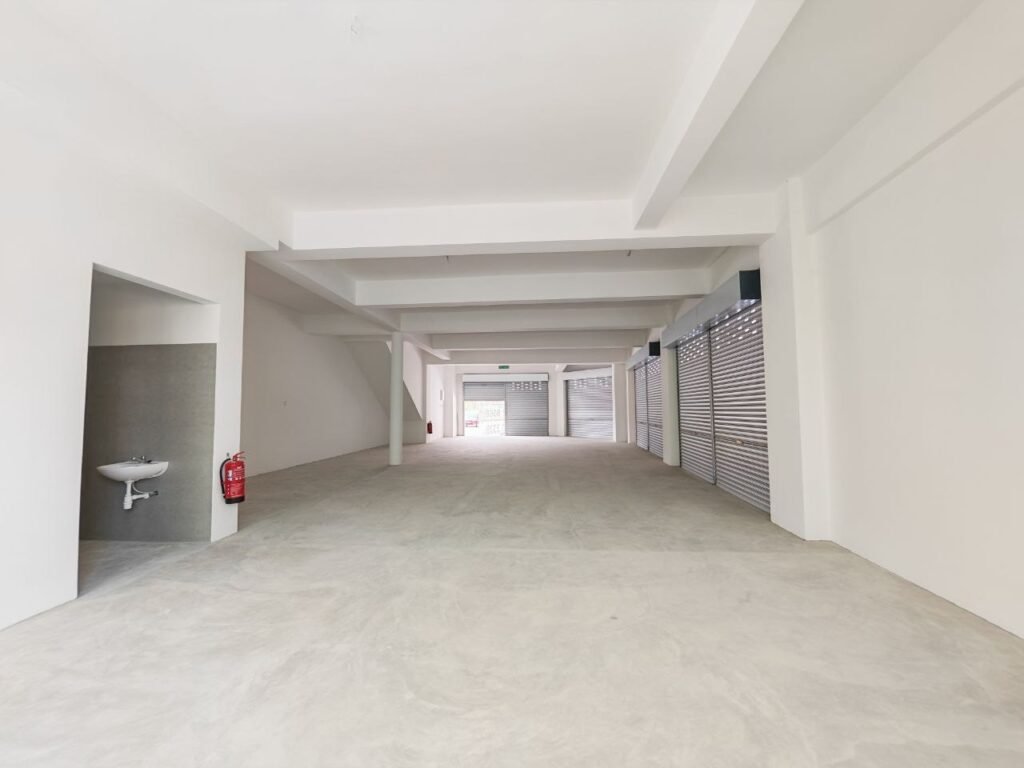 3-Storey Corner Shop Lot for Rent at Adda Heights