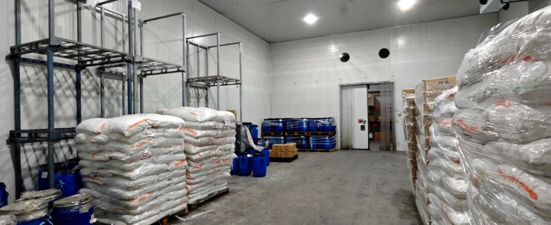 Cluster Factory with Cold Room for Rent