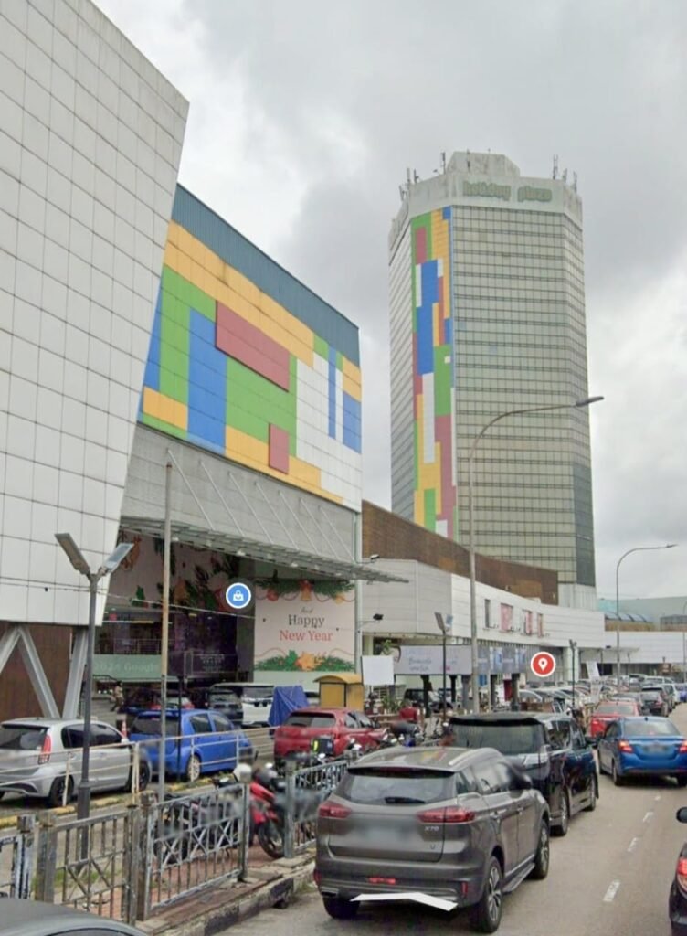 Shopping-Centre Retail Lot for Sale