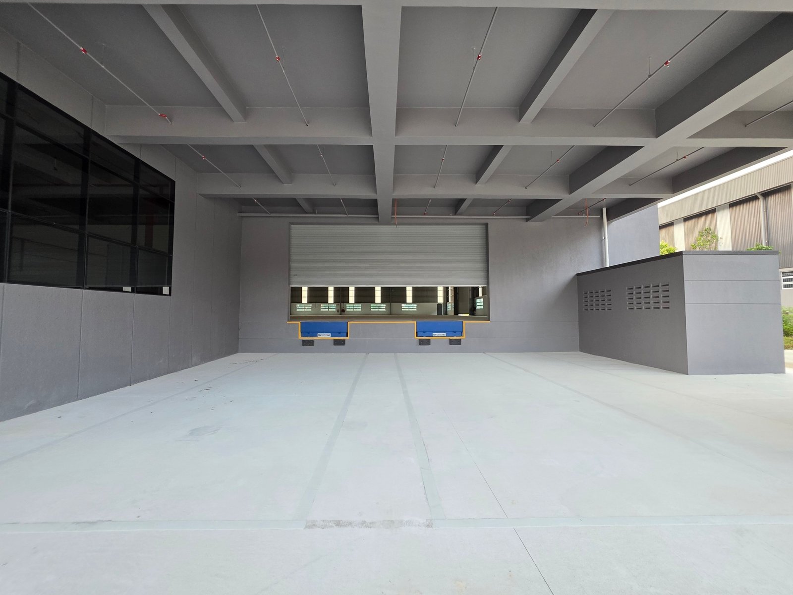 Single-Storey Detached Factory with Mezzanine Office for Rent property photo 5
