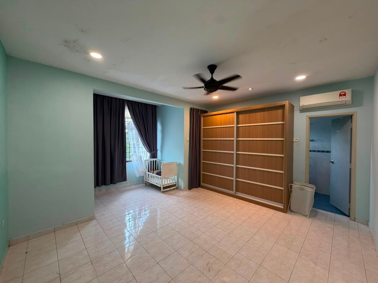 2-Storey End-Lot Terrace House for Sale property photo 5