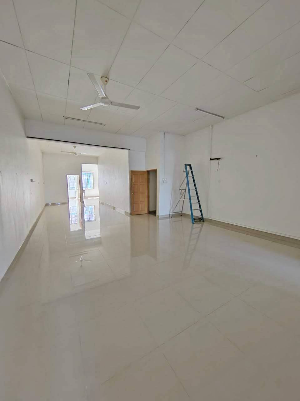 2-Storey Shop Lot for Sale property photo 2