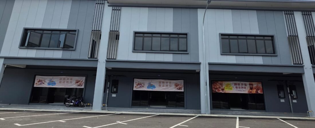 Brand-New 1.5-Storey Terrace Factories for Sale or Rent