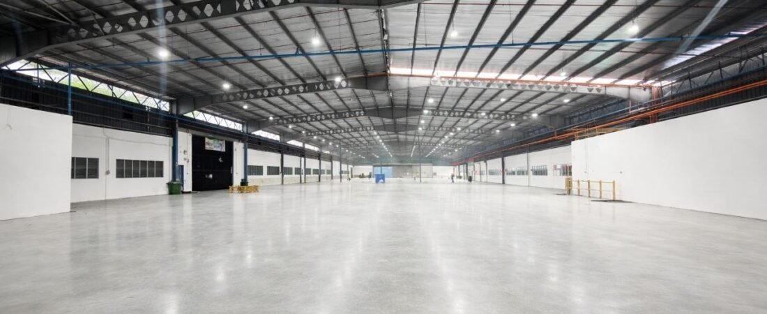 Detached Factory with Mezzanine Office for Rent