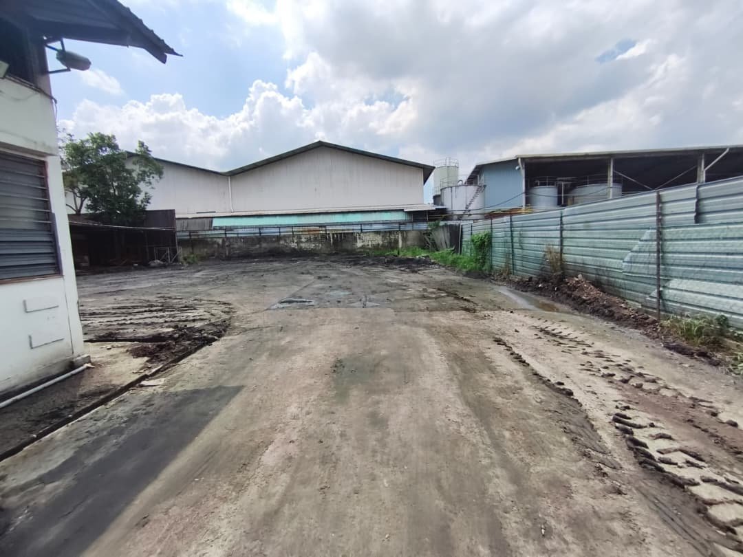 Detached Factory for Rent property photo 8