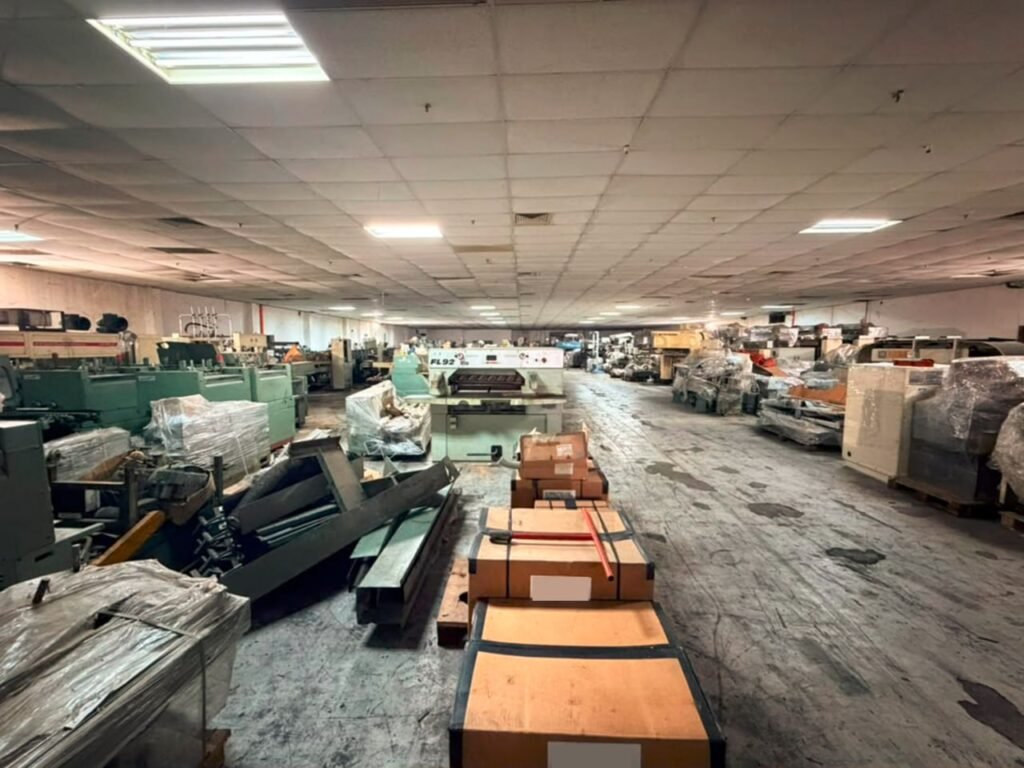 Detached Factory with Two Warehouse Units for Sale