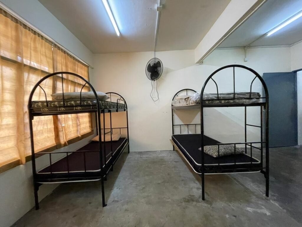 Commercial Worker Hostel for Sale in Senai