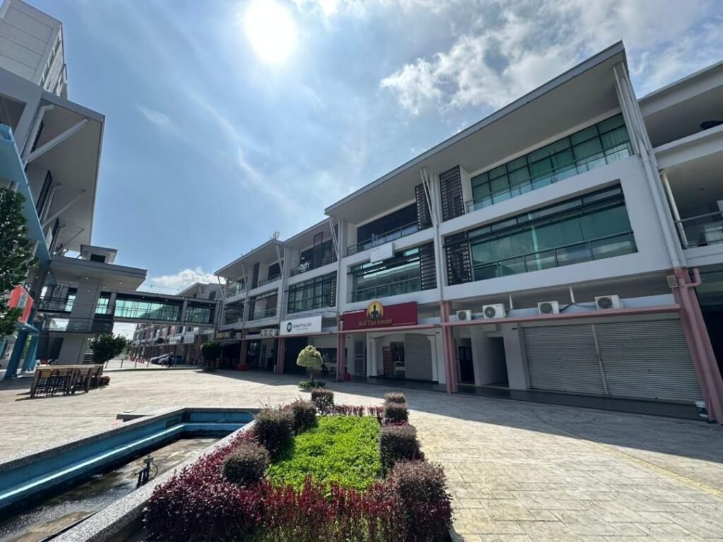 3-Storey Shop Lot for Sale