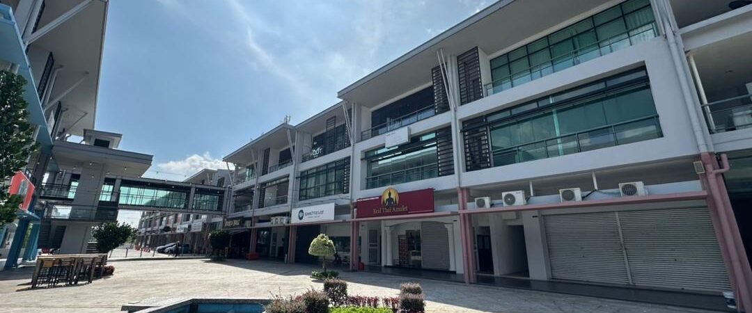 3-Storey Shop Lot for Sale