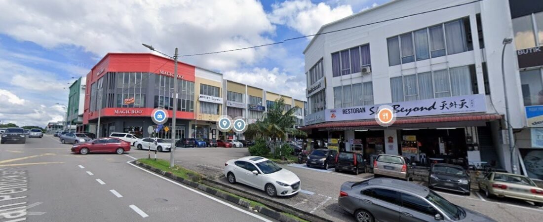3-Storey Corner Shop Lot for Rent