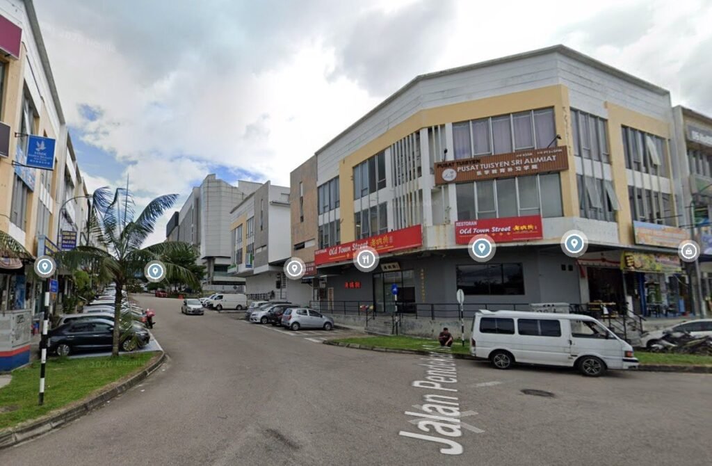 3-Storey Corner Shop Lot for Rent at Taman Ungku Tun Aminah