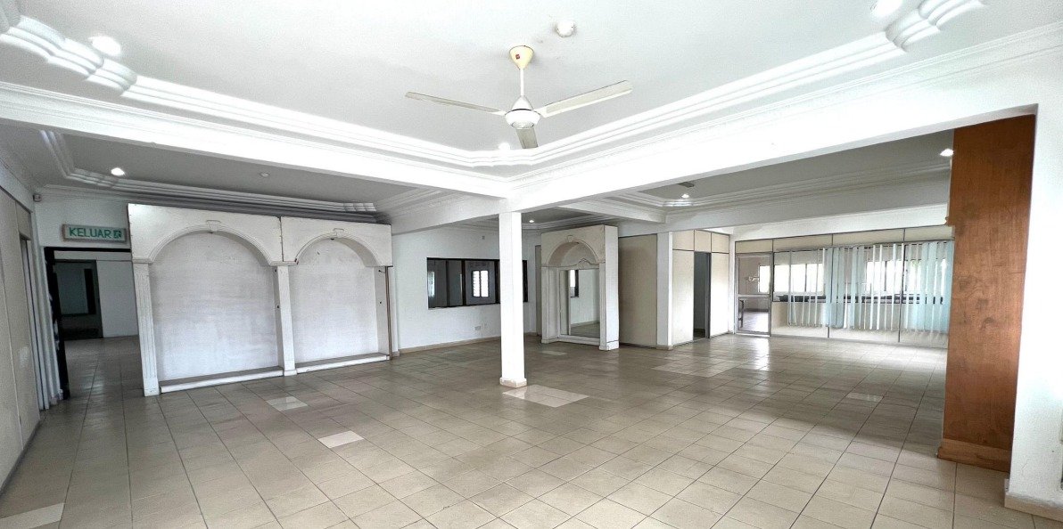 Detached Factory with Office for Rent property photo 1