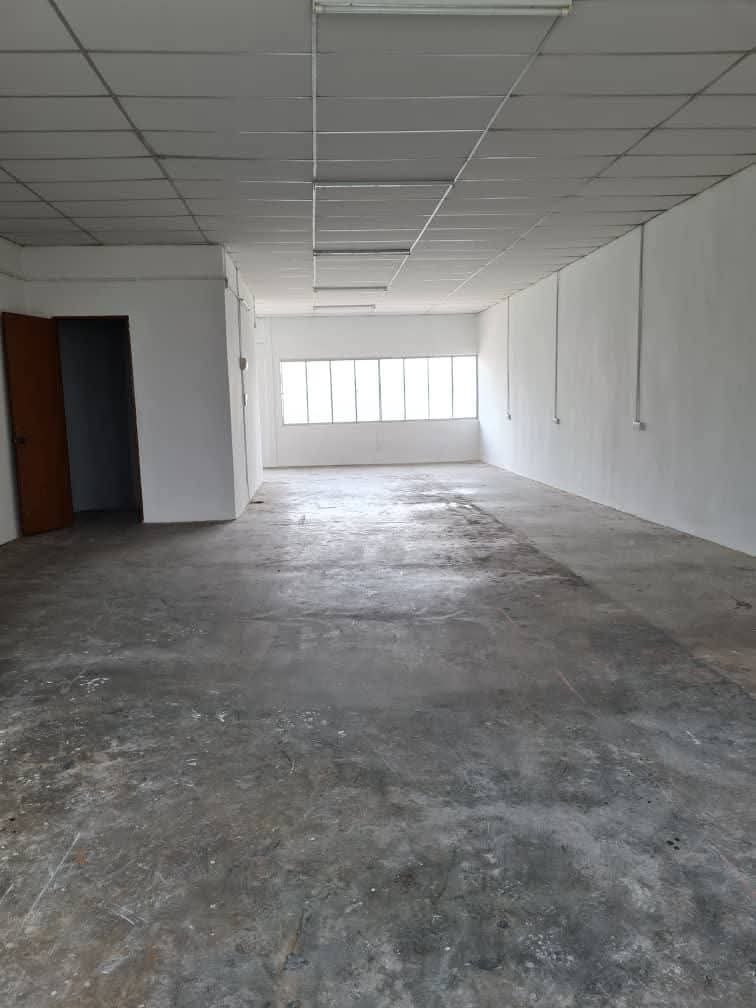 2.5-Storey Terrace Factory for Sale